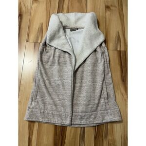 Athleta Women's Sherpa Collared Vest Open Front Apres Tan & White Size XS